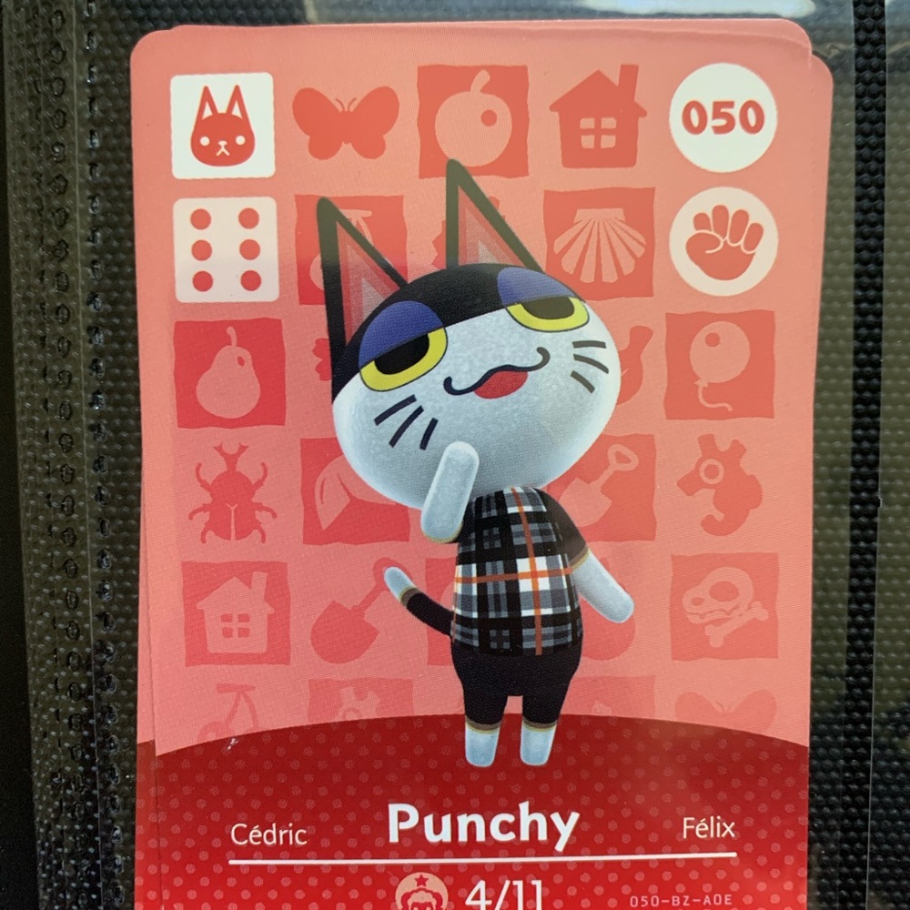 Punchy 050 - Nintendo Animal Crossing amiibo card